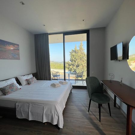 Summer Wine Boutique Hotel Dhërmi Eksteriør bilde