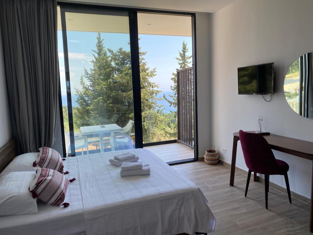 Summer Wine Boutique Hotel Dhërmi Eksteriør bilde