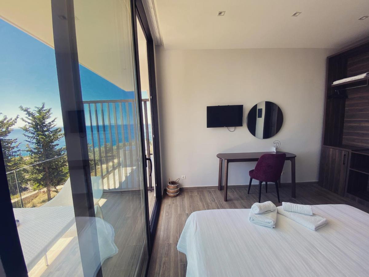 Summer Wine Boutique Hotel Dhërmi Eksteriør bilde