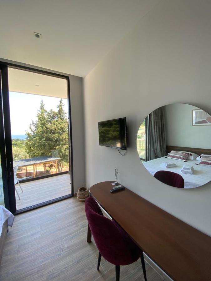 Summer Wine Boutique Hotel Dhërmi Eksteriør bilde