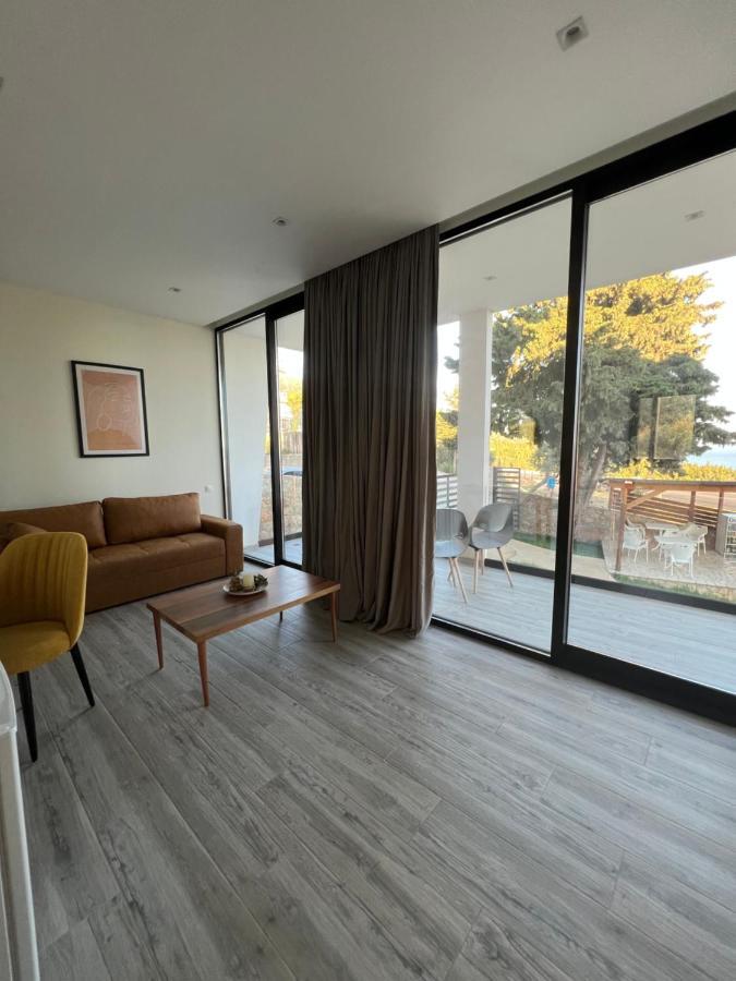 Summer Wine Boutique Hotel Dhërmi Eksteriør bilde