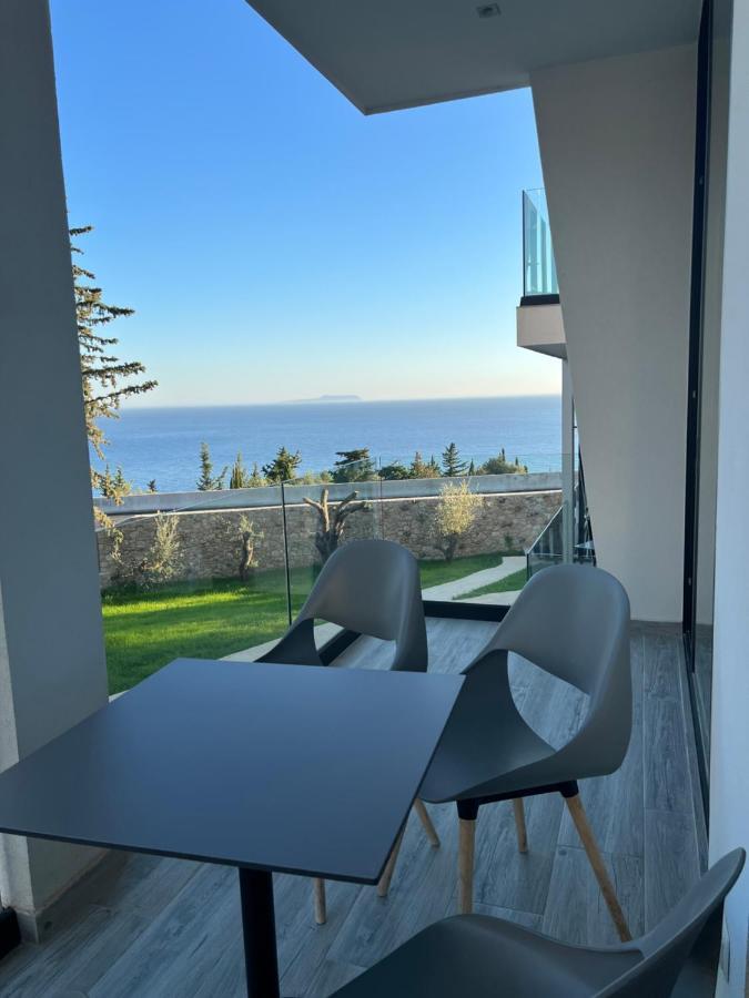 Summer Wine Boutique Hotel Dhërmi Eksteriør bilde