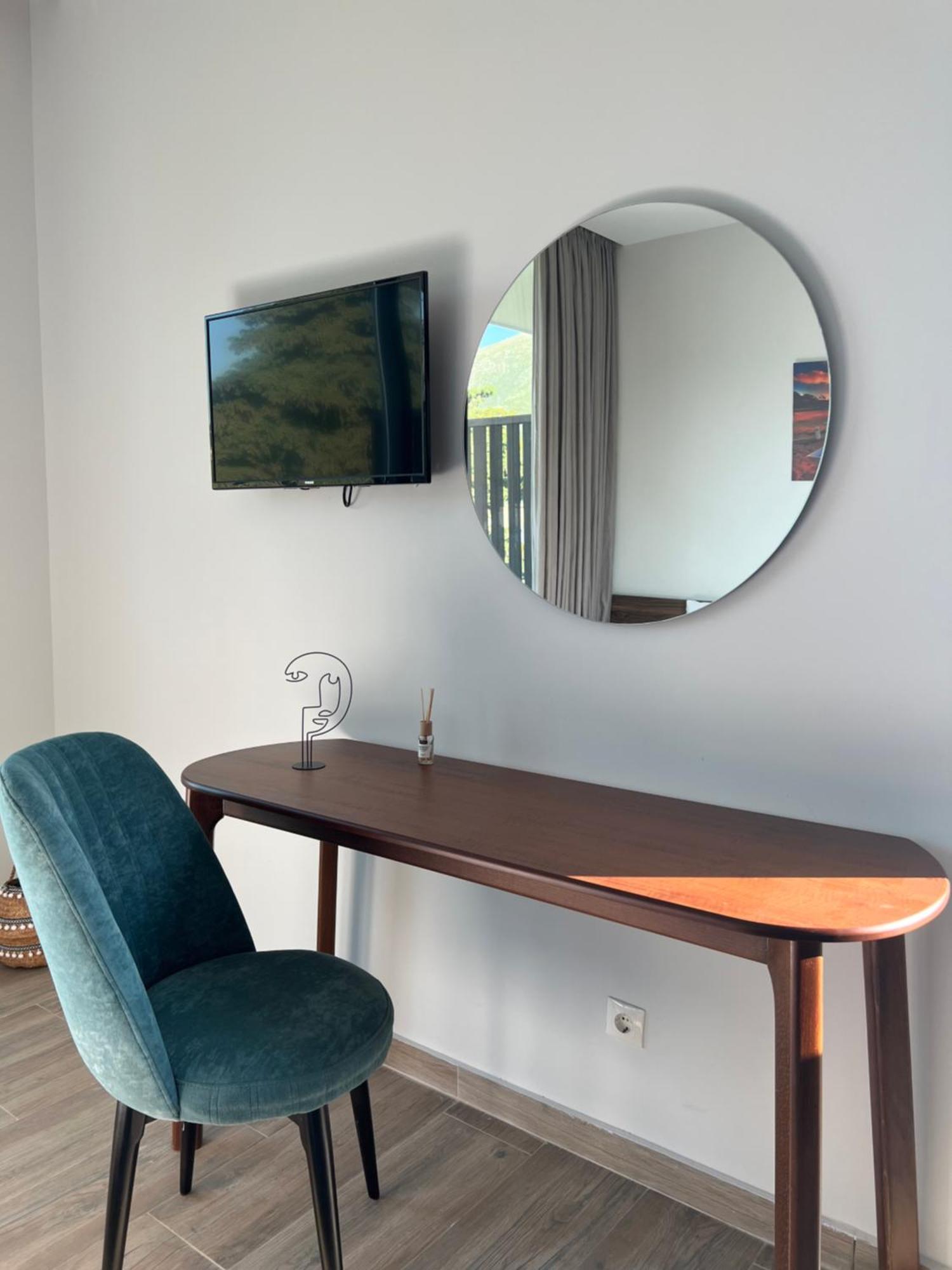 Summer Wine Boutique Hotel Dhërmi Eksteriør bilde