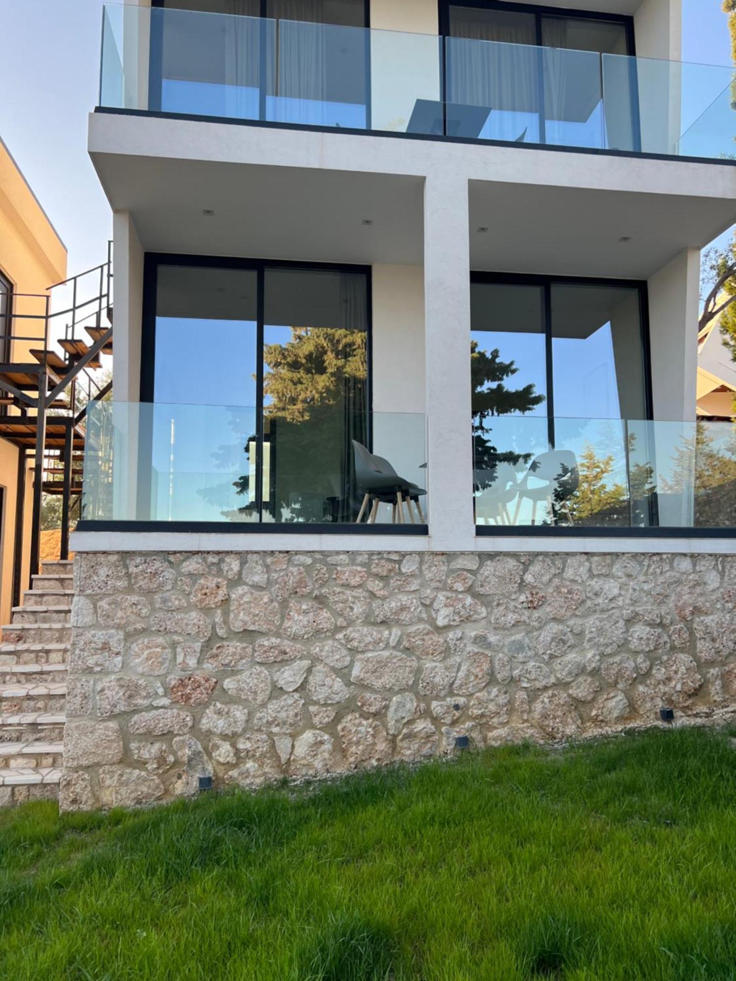 Summer Wine Boutique Hotel Dhërmi Eksteriør bilde