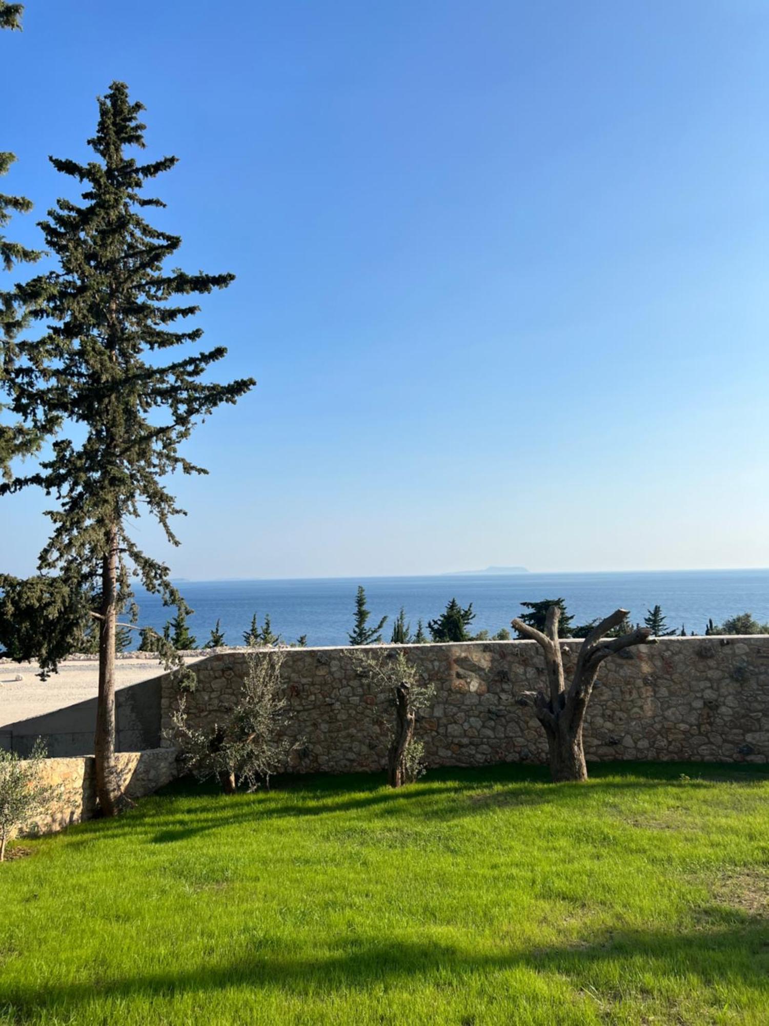 Summer Wine Boutique Hotel Dhërmi Eksteriør bilde
